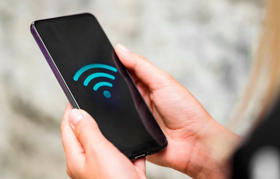 wifi-sinal-conexao-smartphone-internet.jpg